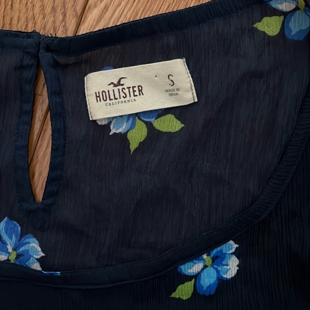 Hollister Floral Sheer Top Size Small - Picture 5 of 7